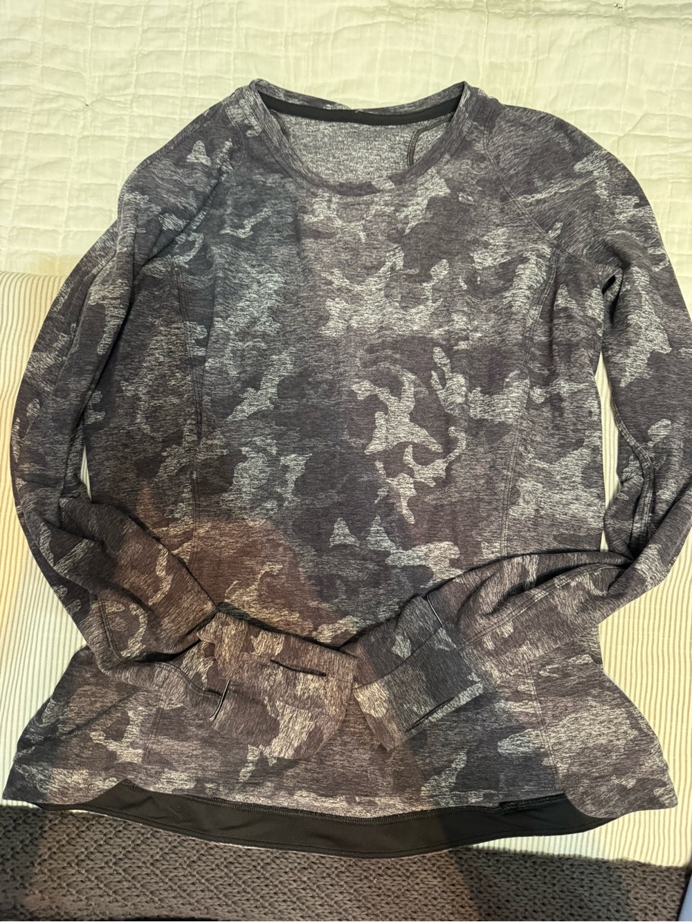 lululemon athletica Long Sleeve Crew Top in Dark Gray Heather